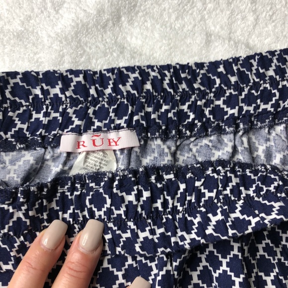 Ruby’s mini skirt 1xl - Picture 4 of 4